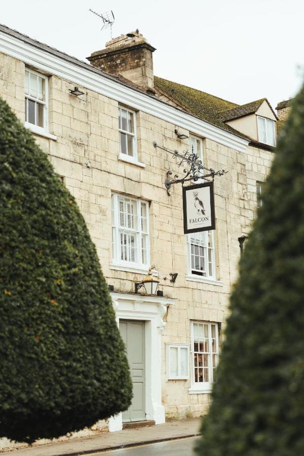 The Falcon Inn Painswick Exterior photo